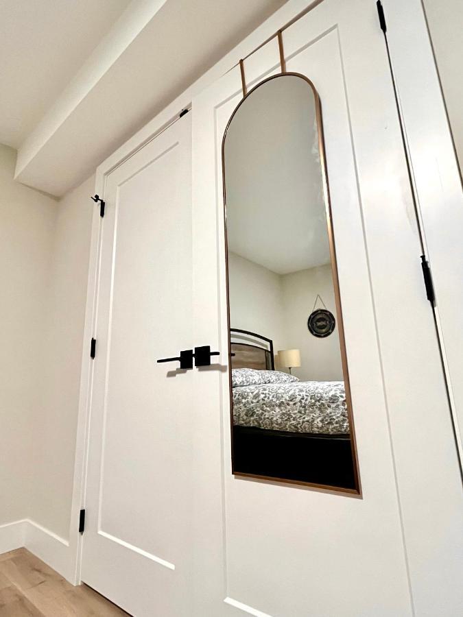 The Harmony Inn Spacious 2 Bdrms 2 Beds Basement Suite Surrey Exteriér fotografie